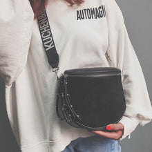 Load image into Gallery viewer, Women Vintage Shoulder Bag Leisure